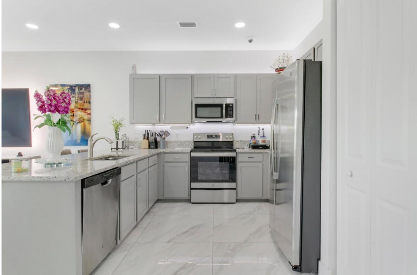 MEDITERRANEA - Residential