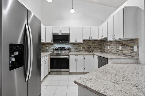 6572 Chasewood Drive F Jupiter FL 33458