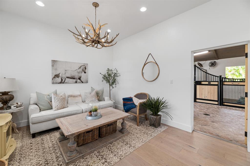 PALM BEACH POINT - Residential