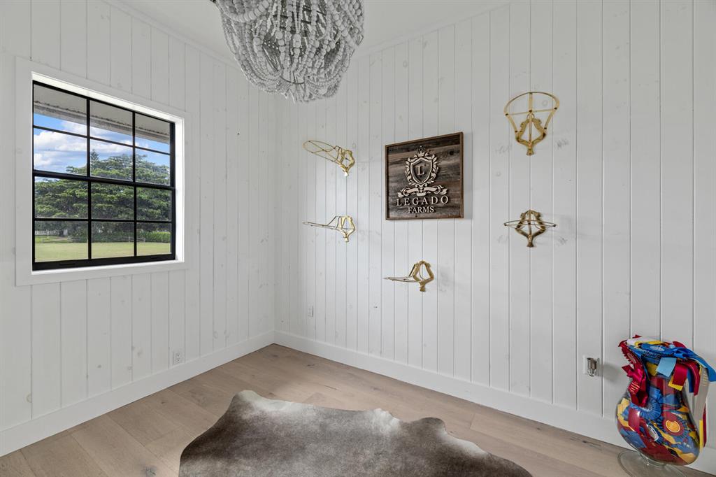 PALM BEACH POINT - Residential