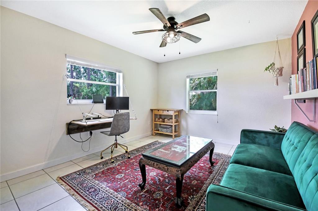 Acreage & Unrec - Residential