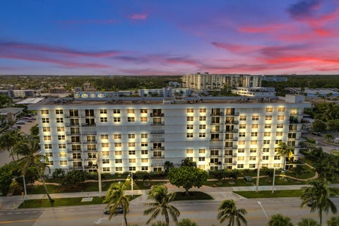 Photo of 1009 N OCEAN Boulevard #507, Pompano Beach, FL 33062 (MLS # B26086893)