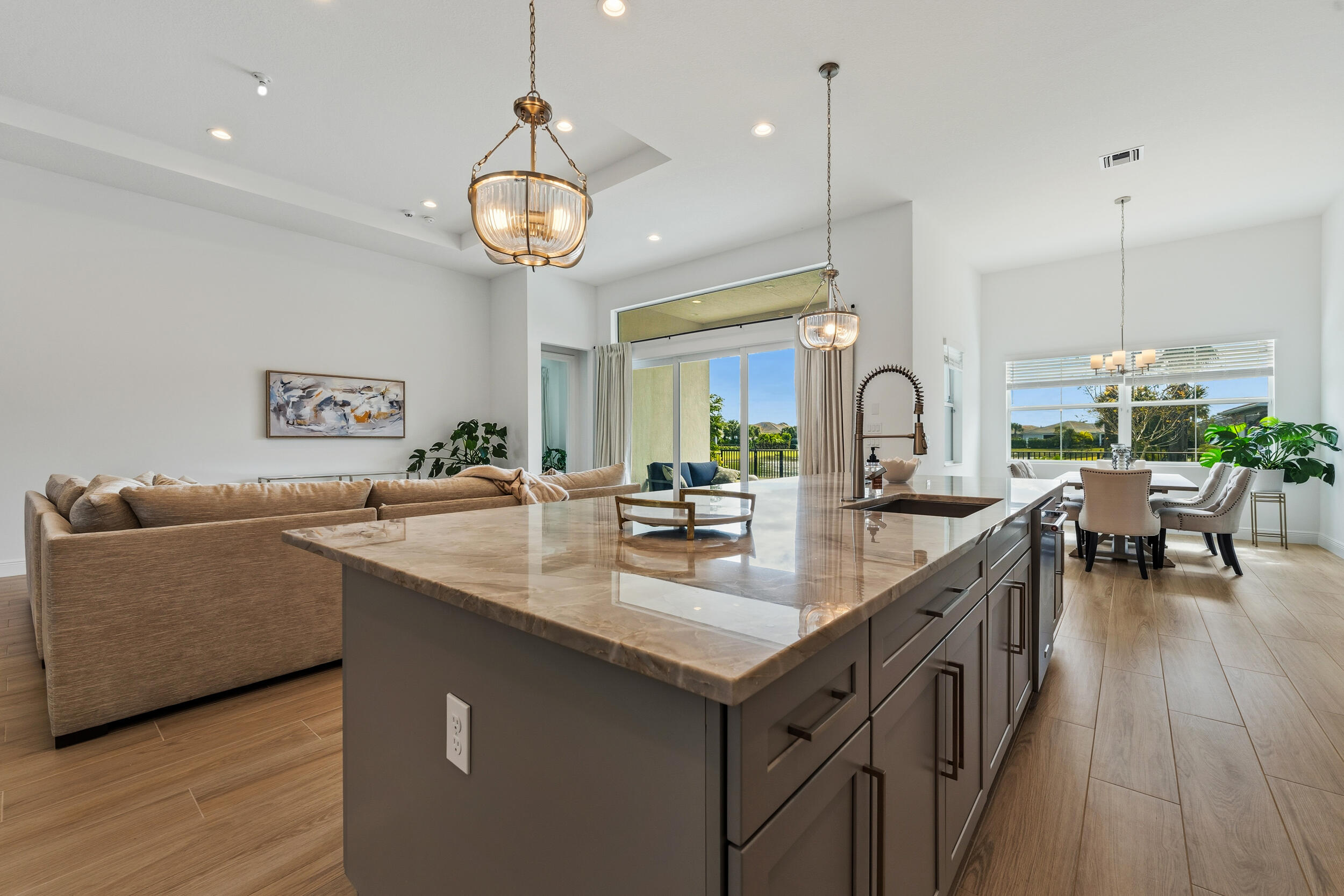 AVENIR - Residential