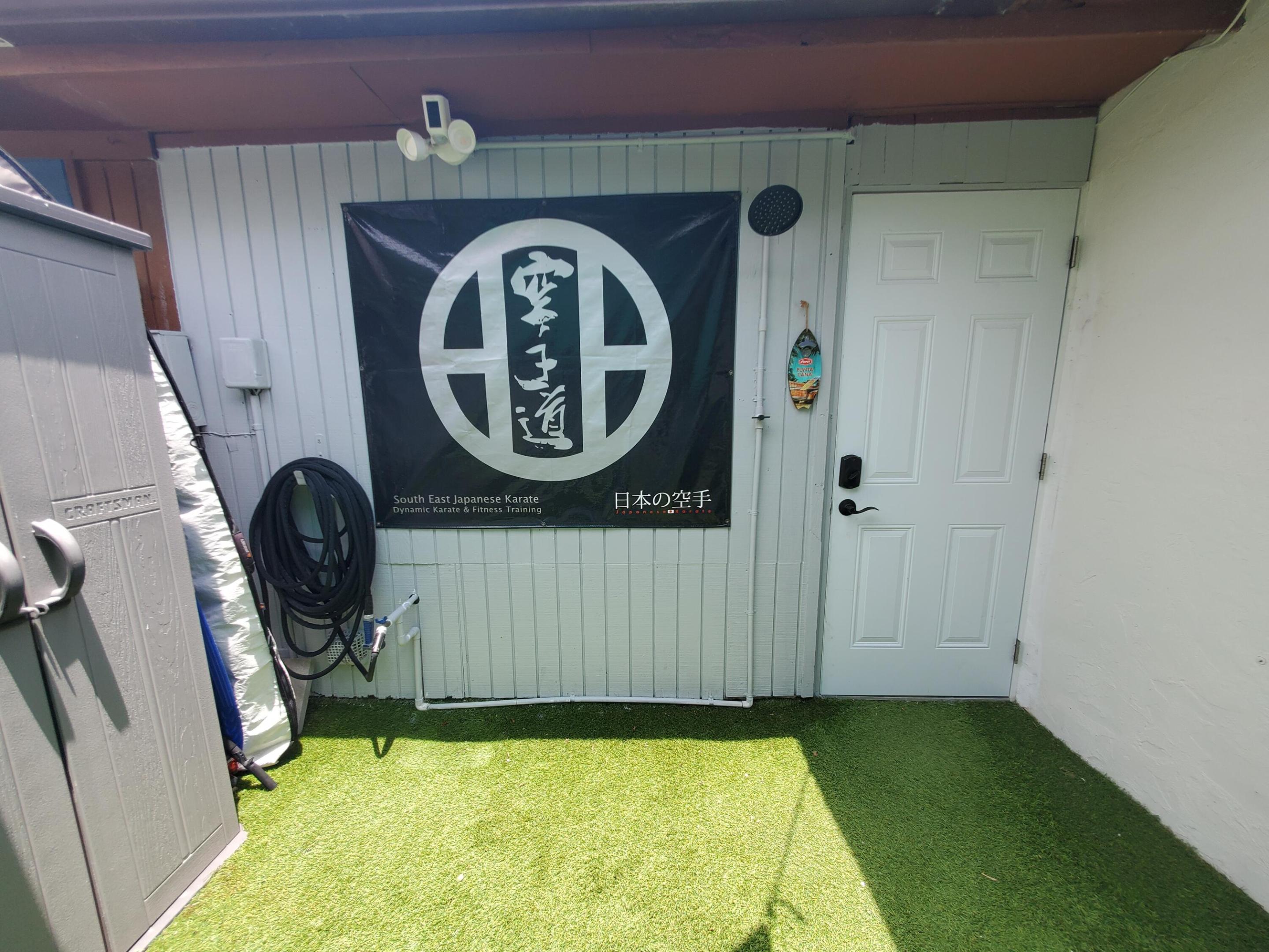 LOS MANGOS PATIO VILLAS AND TOWNHOMES - Residential