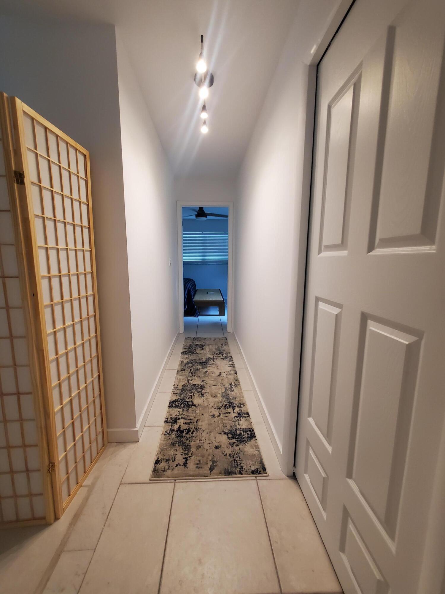 LOS MANGOS PATIO VILLAS AND TOWNHOMES - Residential