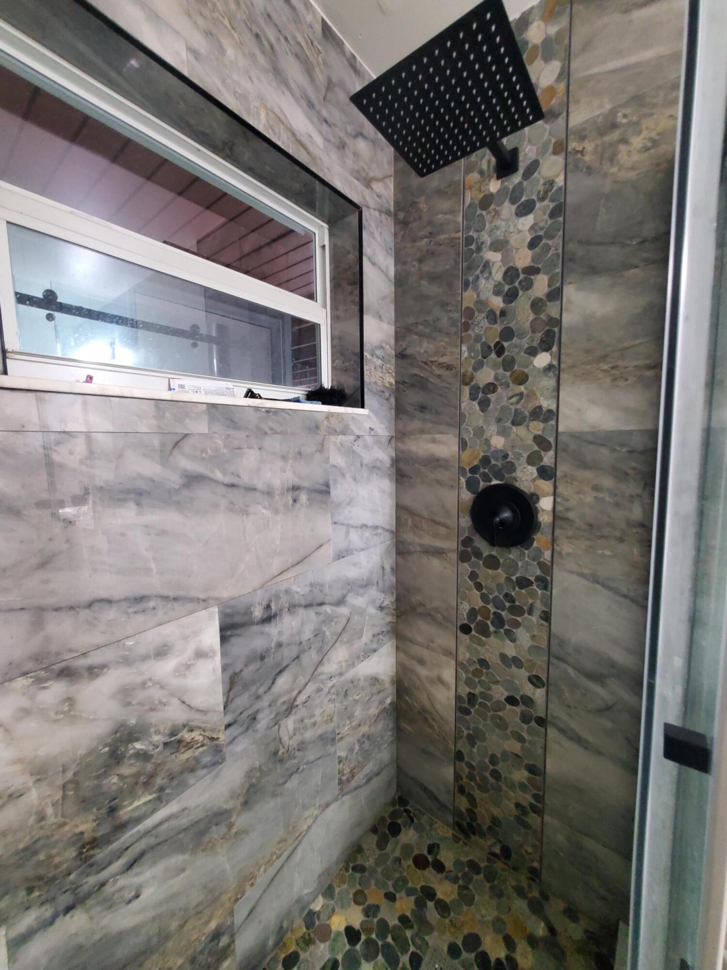 LOS MANGOS PATIO VILLAS AND TOWNHOMES - Residential