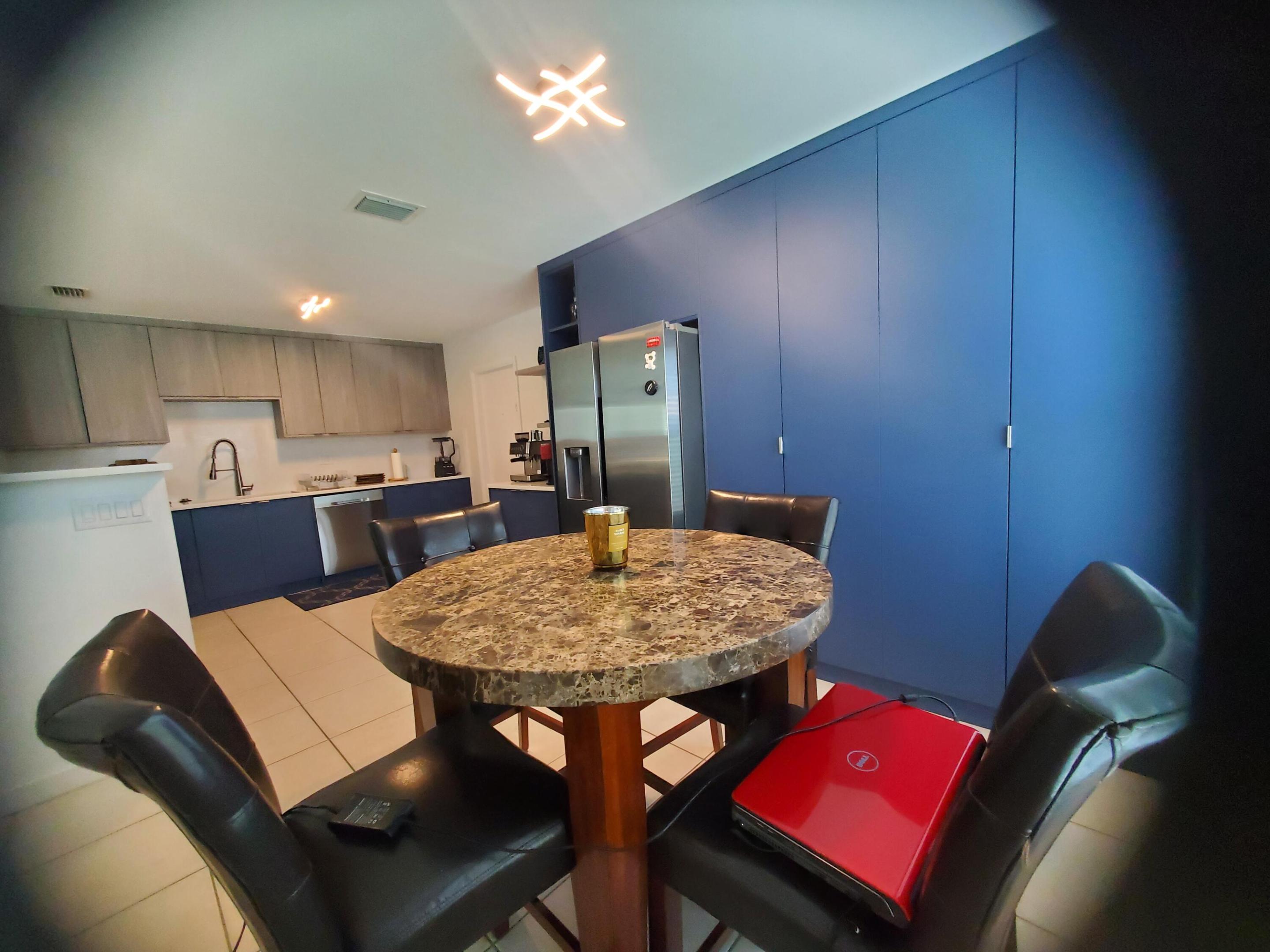 LOS MANGOS PATIO VILLAS AND TOWNHOMES - Residential