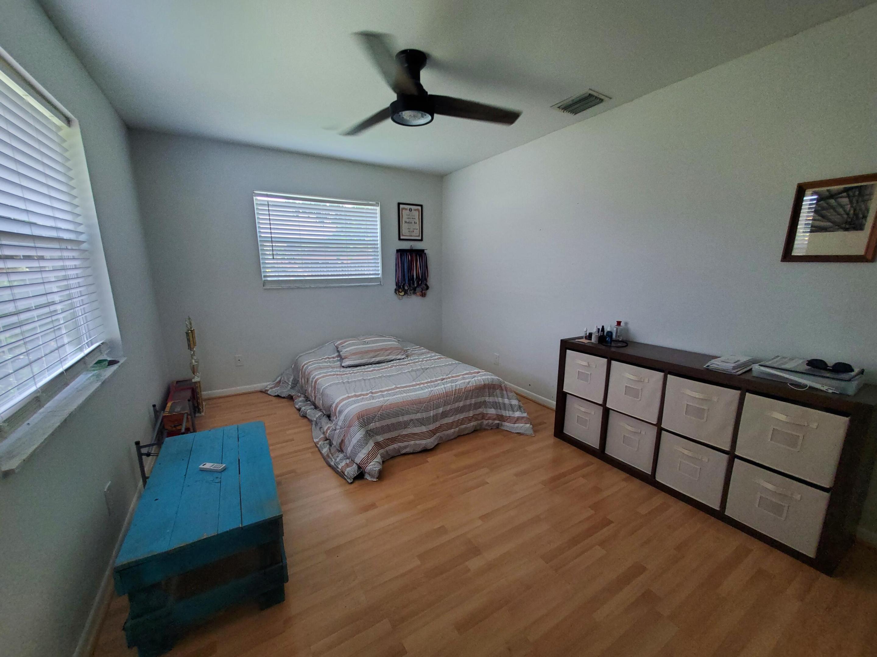 LOS MANGOS PATIO VILLAS AND TOWNHOMES - Residential