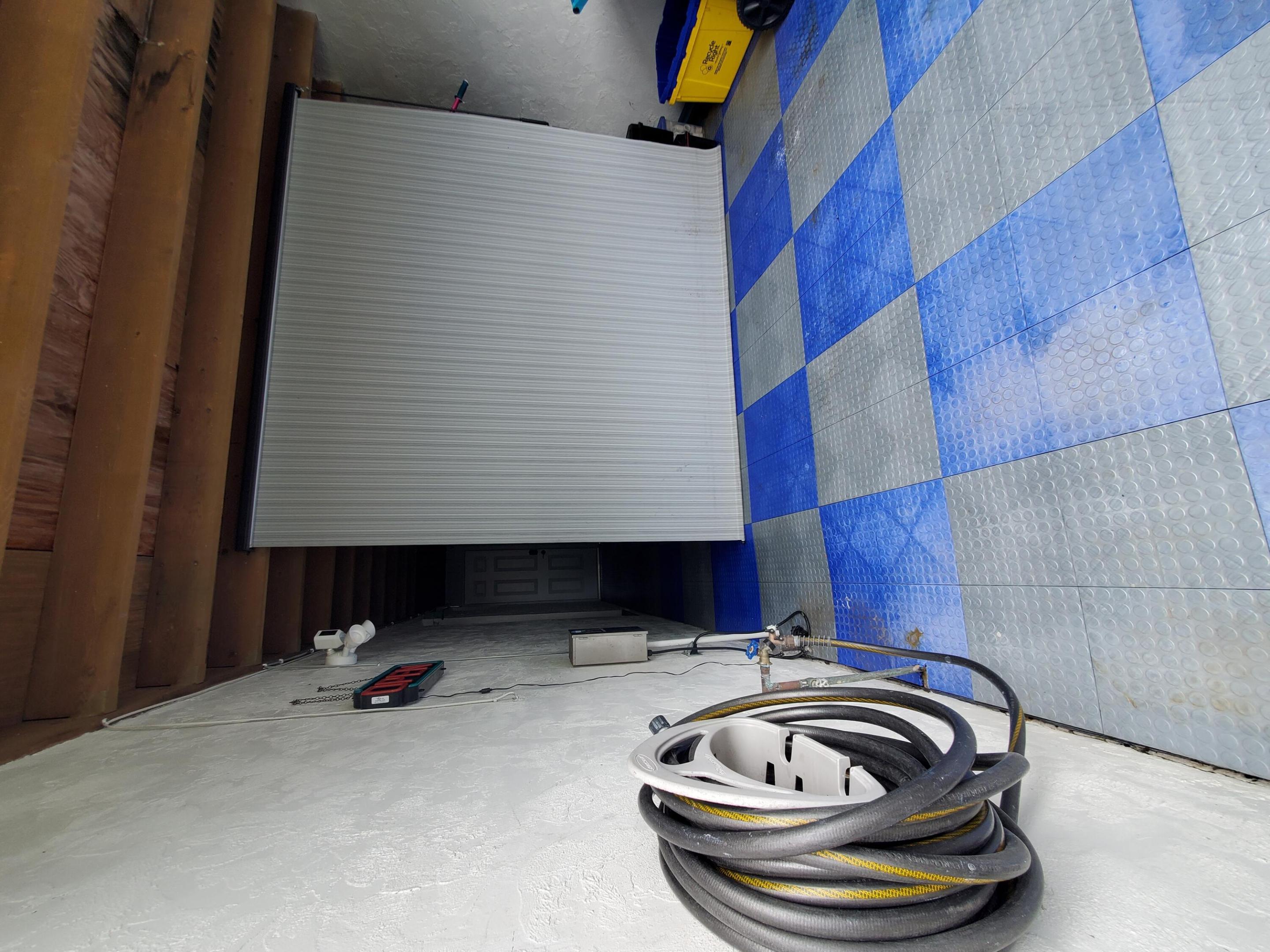 LOS MANGOS PATIO VILLAS AND TOWNHOMES - Residential