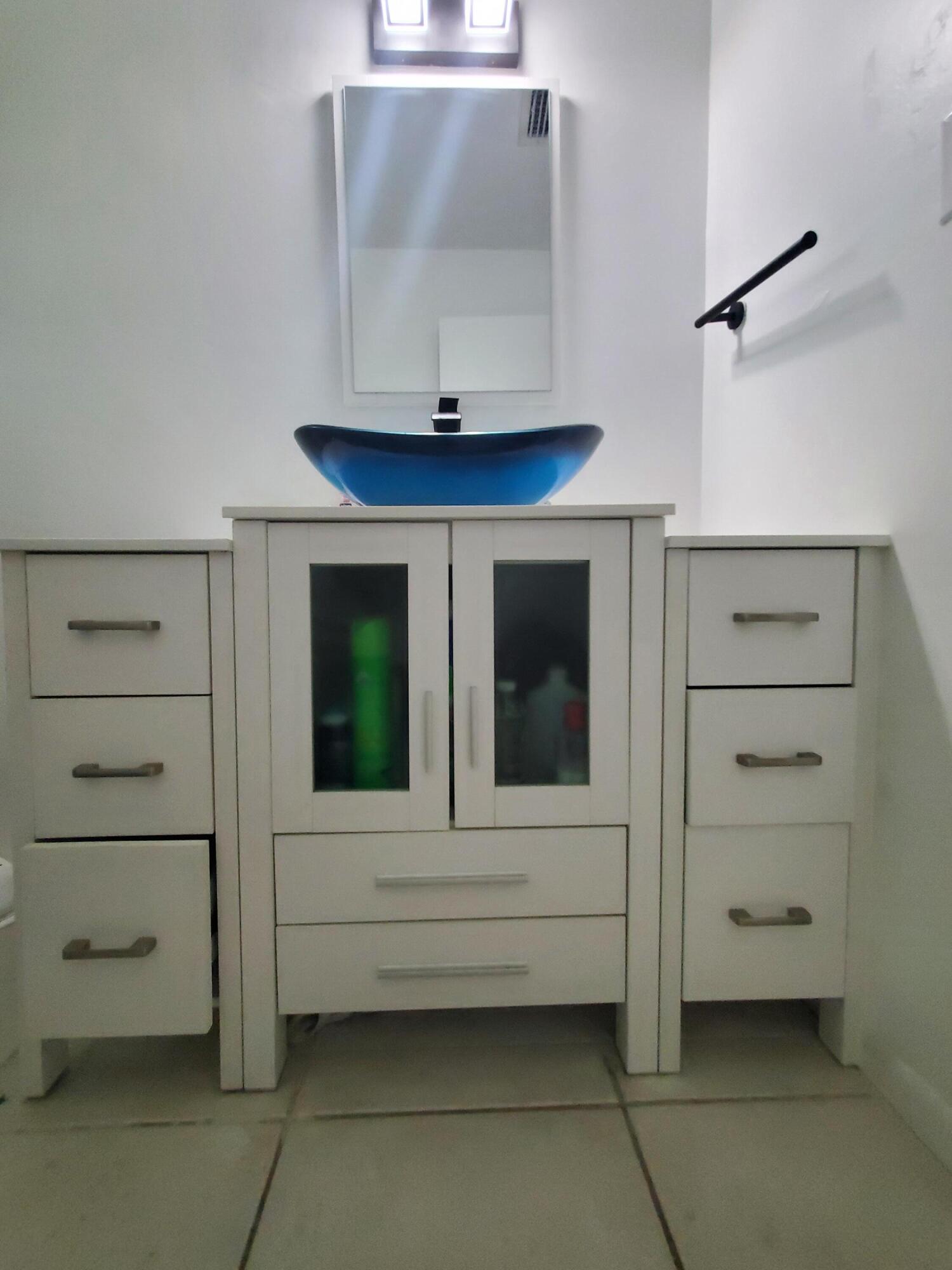 LOS MANGOS PATIO VILLAS AND TOWNHOMES - Residential