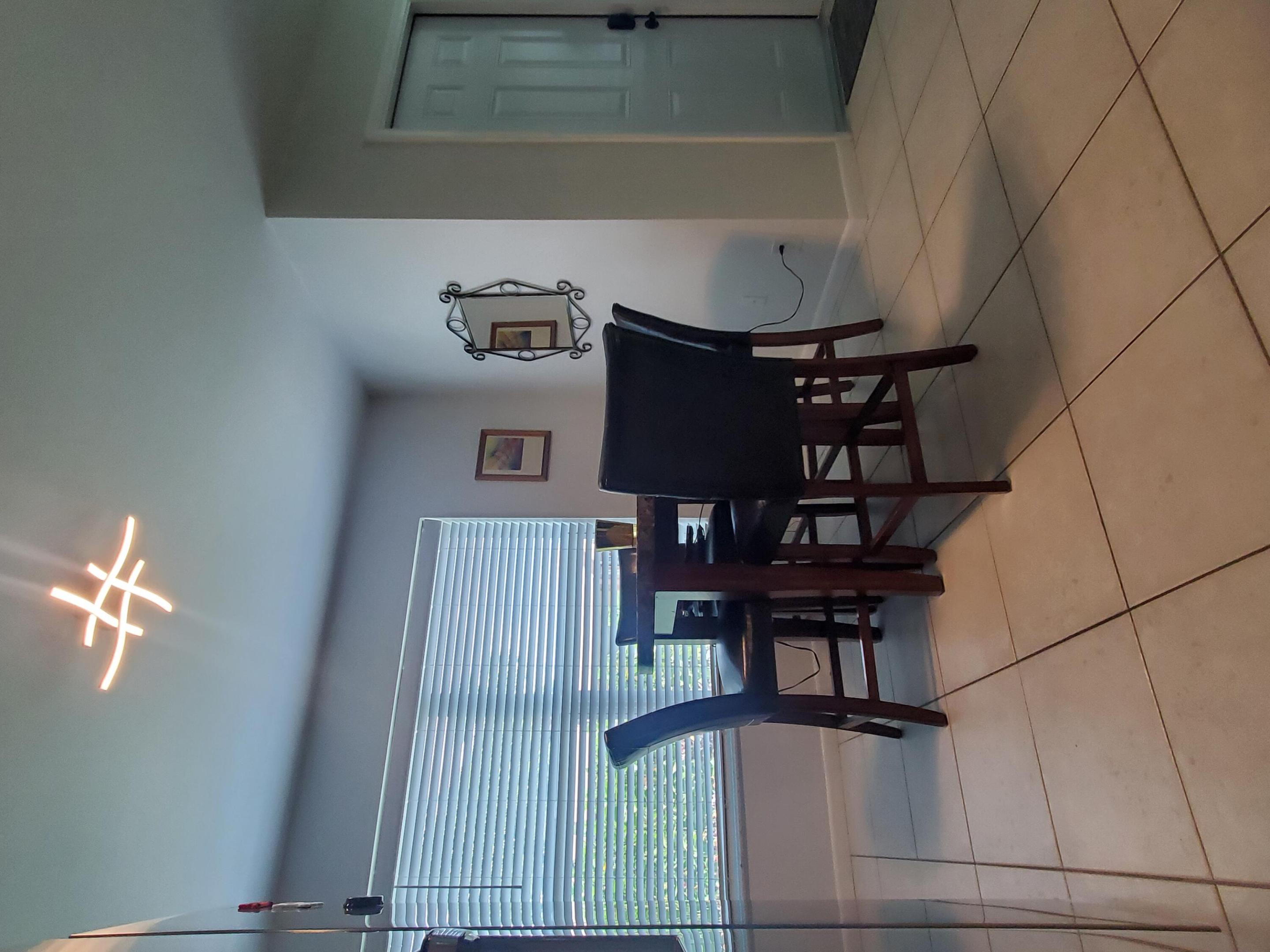 LOS MANGOS PATIO VILLAS AND TOWNHOMES - Residential