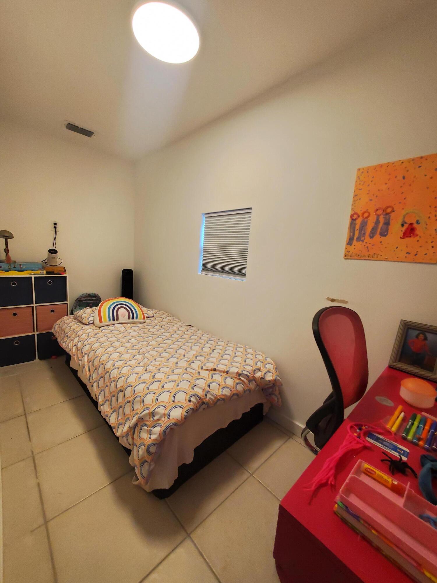 LOS MANGOS PATIO VILLAS AND TOWNHOMES - Residential