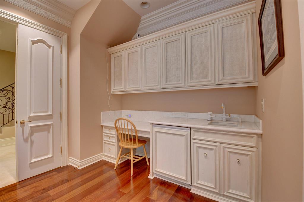 Mizner Country Club - Residential