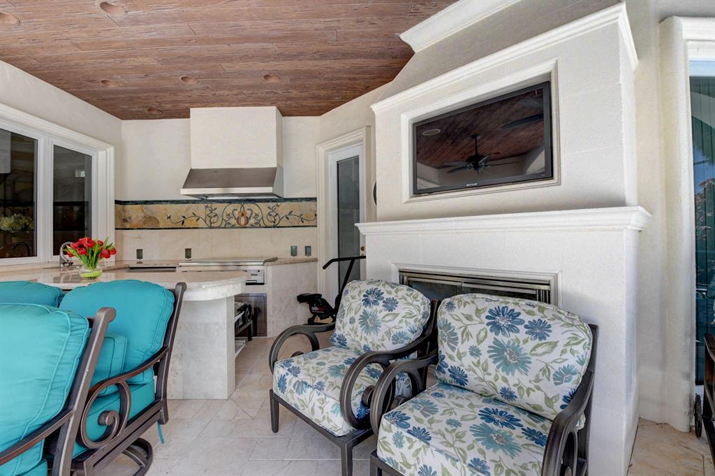 Mizner Country Club - Residential