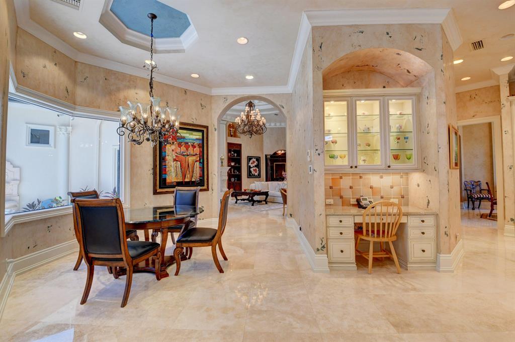 Mizner Country Club - Residential