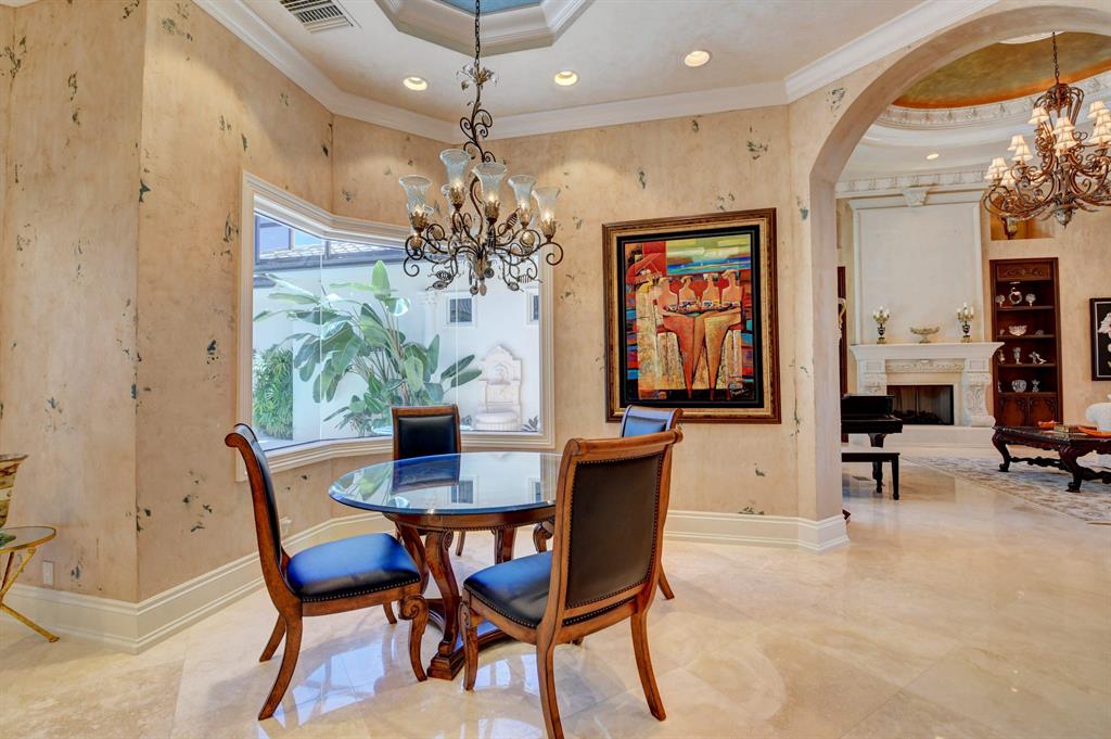 Mizner Country Club - Residential