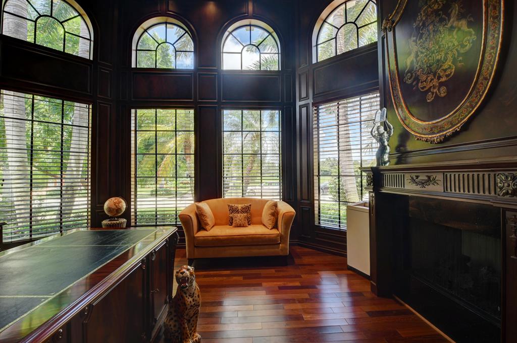 Mizner Country Club - Residential