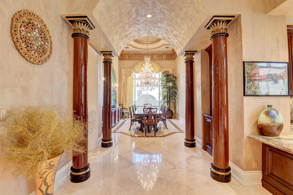 Mizner Country Club - Residential