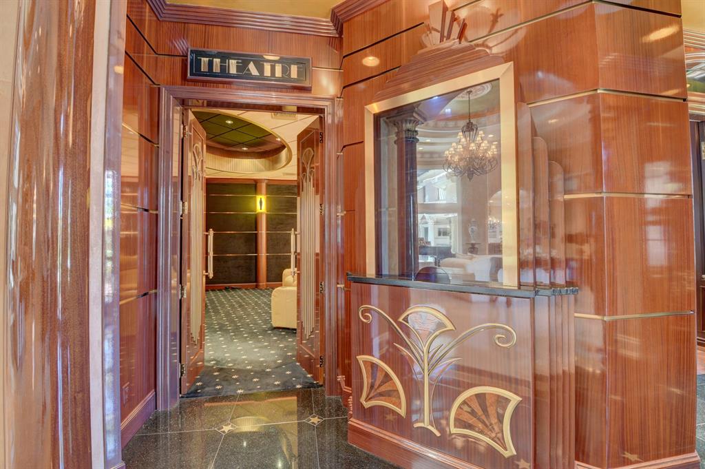 Mizner Country Club - Residential