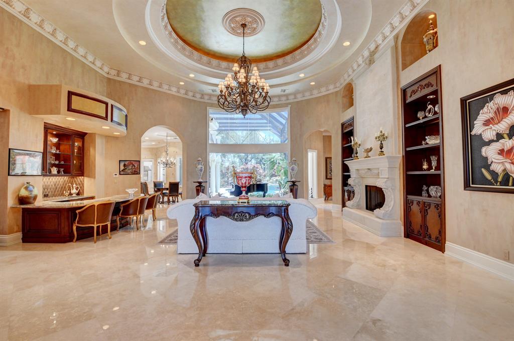 Mizner Country Club - Residential