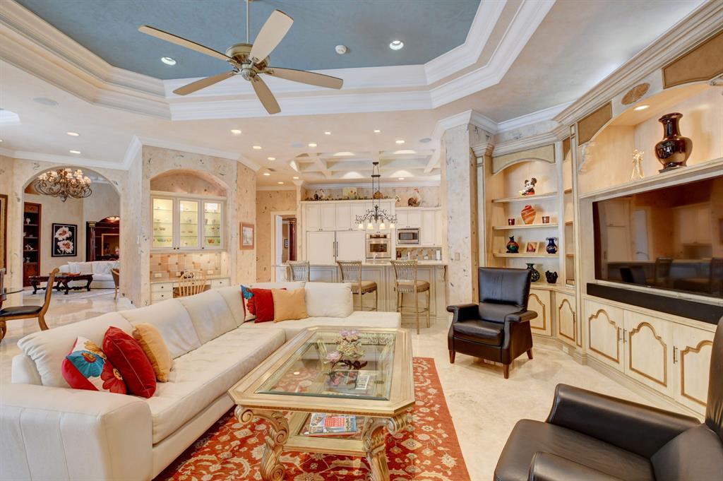 Mizner Country Club - Residential