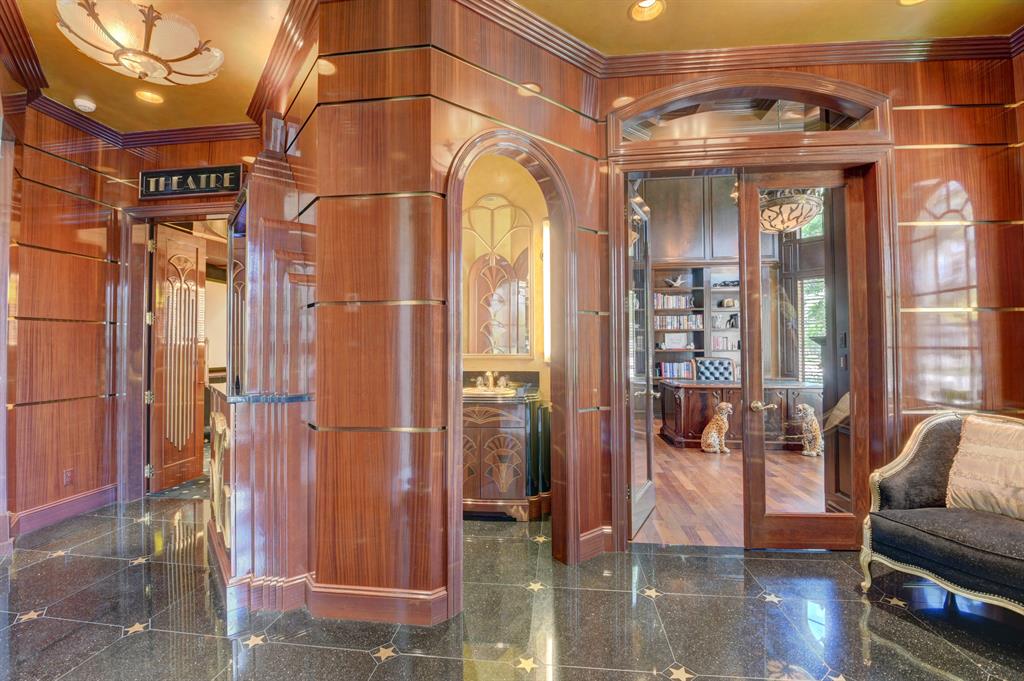 Mizner Country Club - Residential