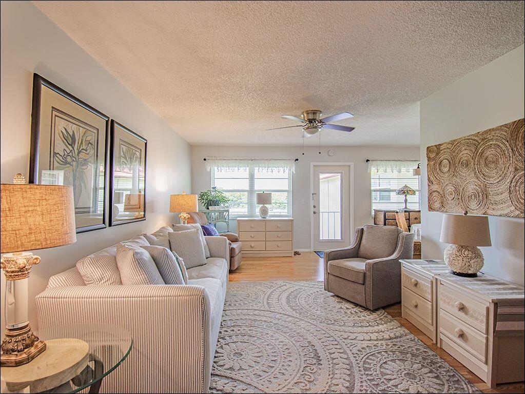 VISTA ROYALE PHASE IV BLDGS 83-111 - Residential