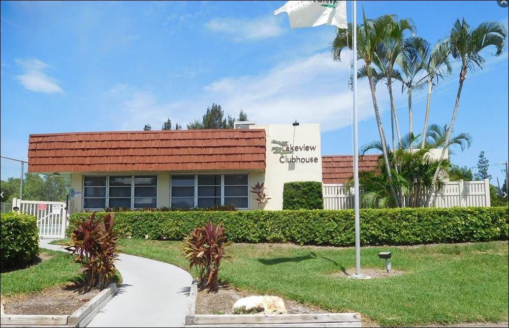 VISTA ROYALE PHASE IV BLDGS 83-111 - Residential