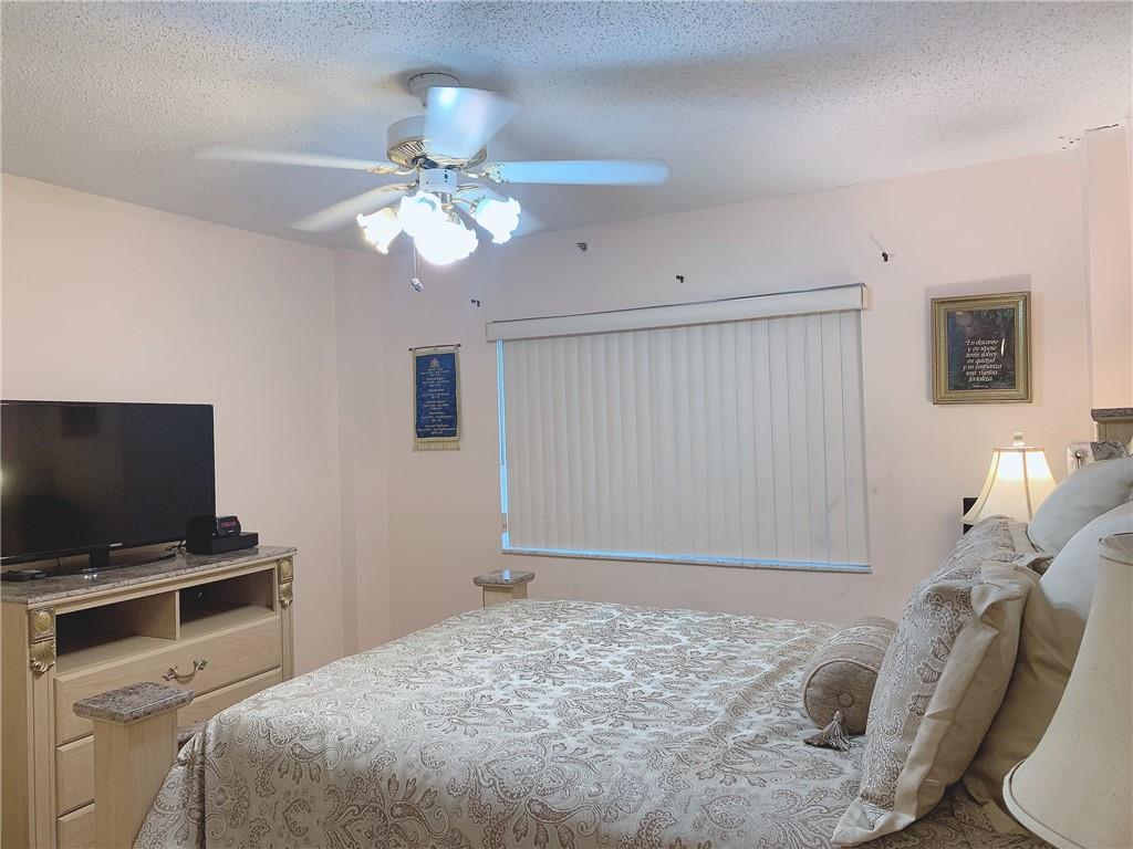 GRAMERCY AT POINCIANA CON - Residential