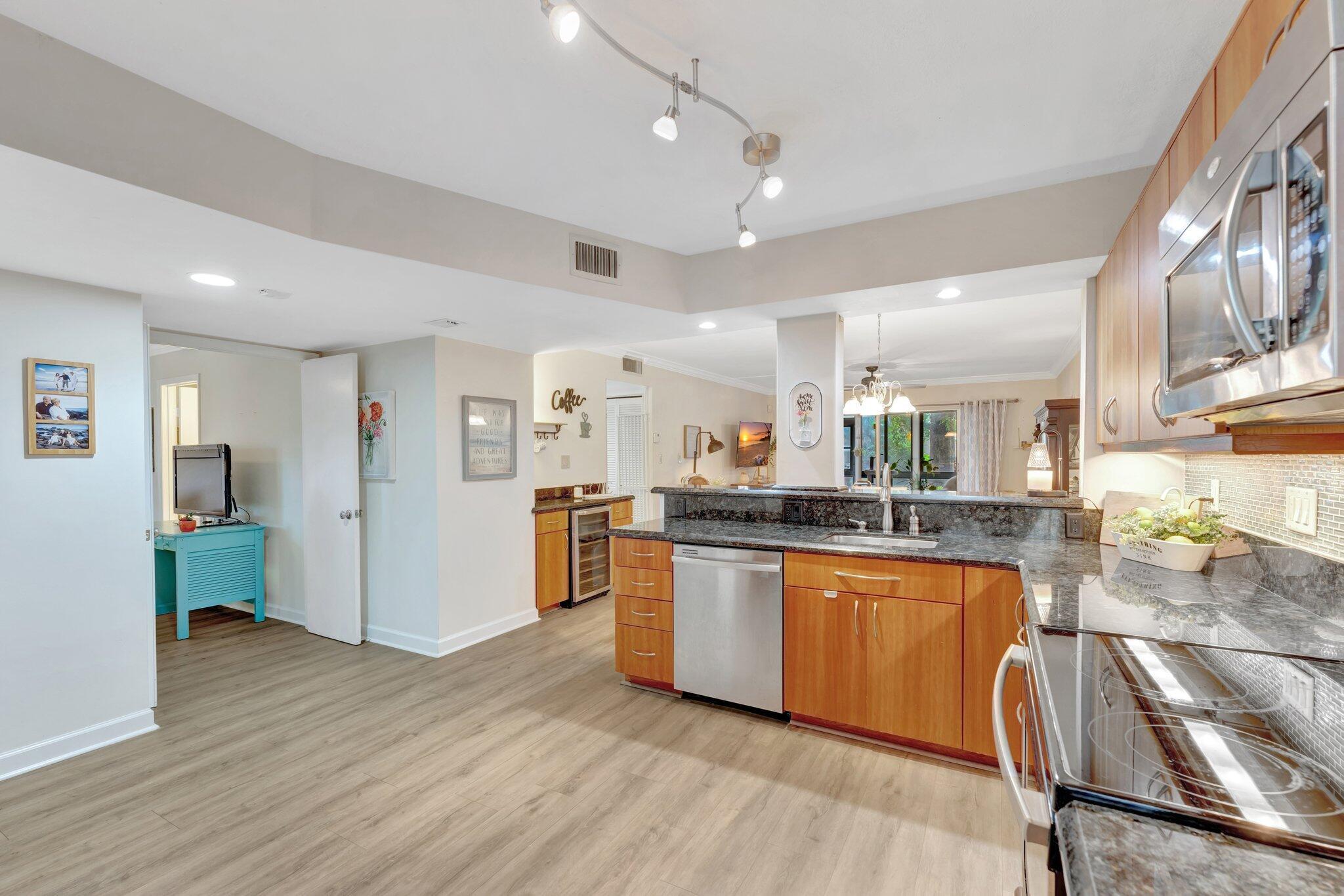 CYPRESS BEND CONDOMINIUM II - Residential