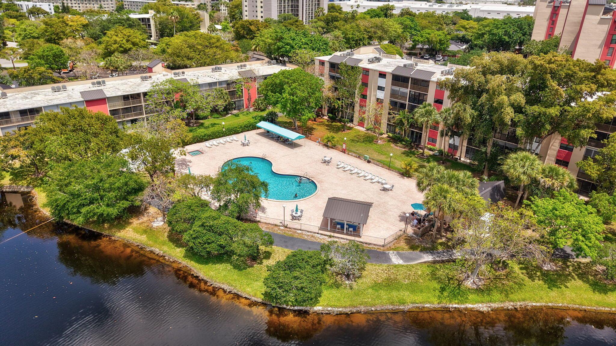 CYPRESS BEND CONDOMINIUM II - Residential