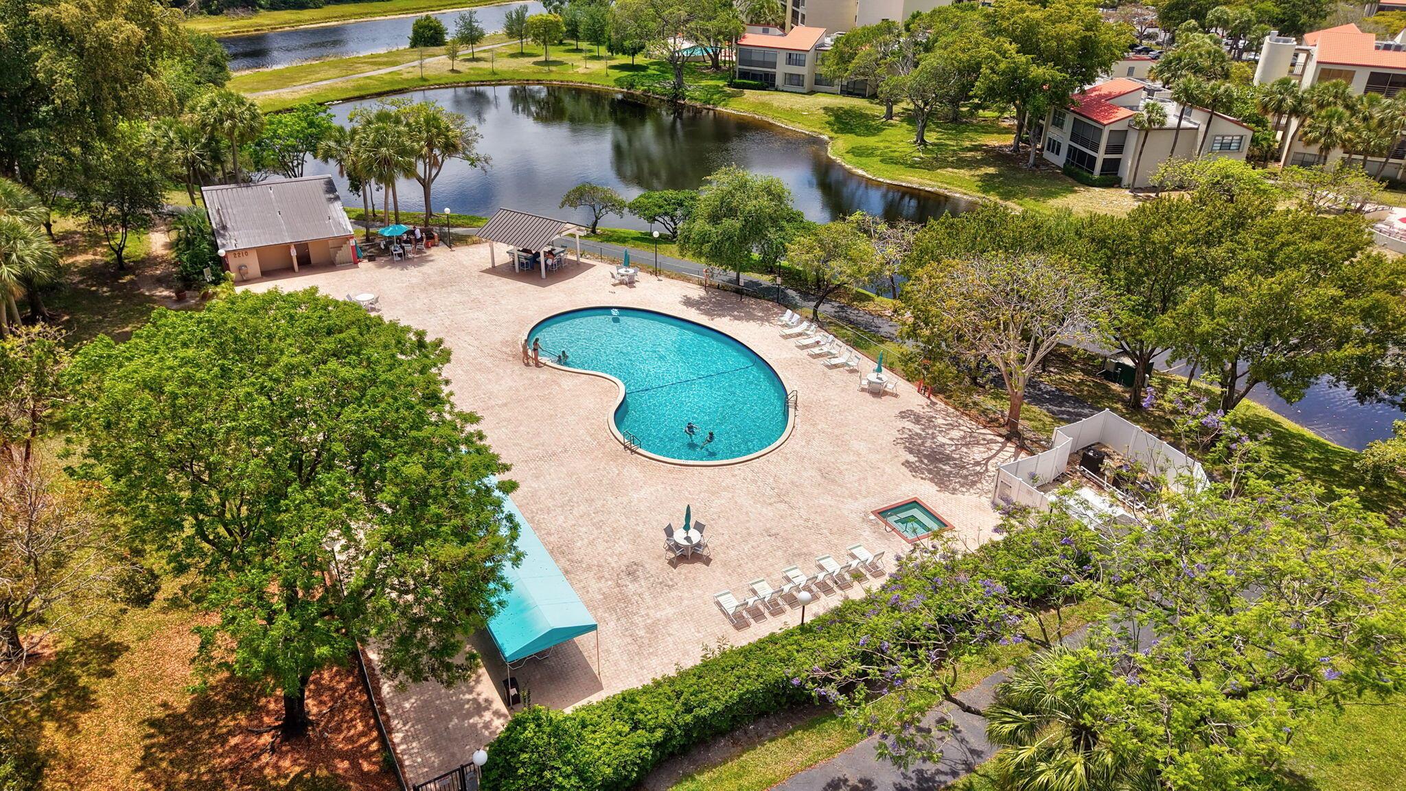 CYPRESS BEND CONDOMINIUM II - Residential