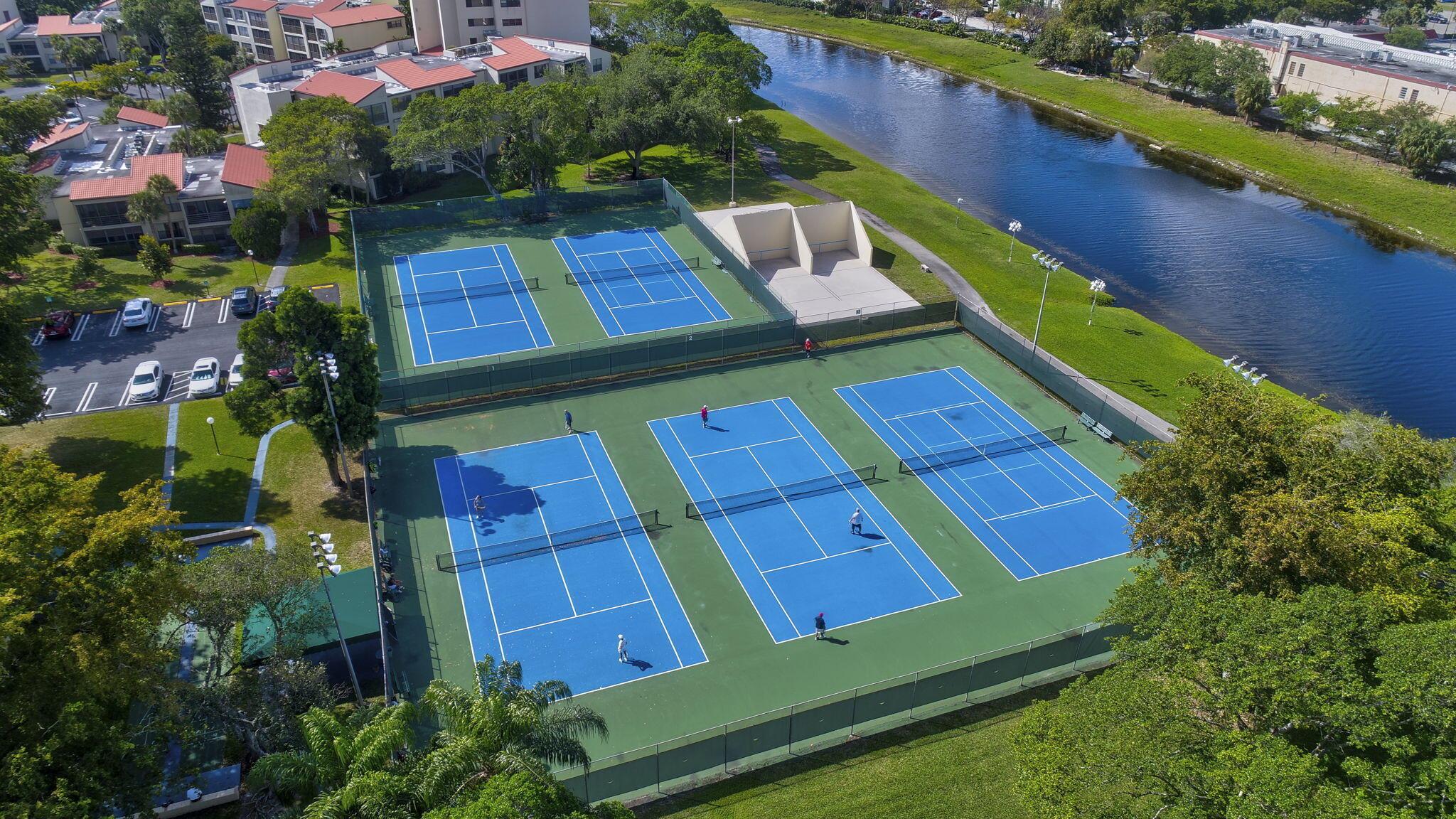 CYPRESS BEND CONDOMINIUM II - Residential