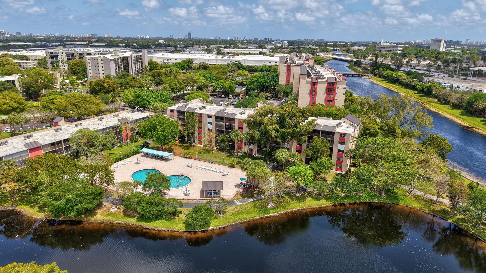 CYPRESS BEND CONDOMINIUM II - Residential