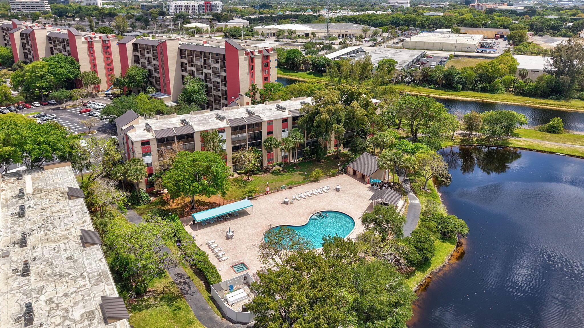 CYPRESS BEND CONDOMINIUM II - Residential