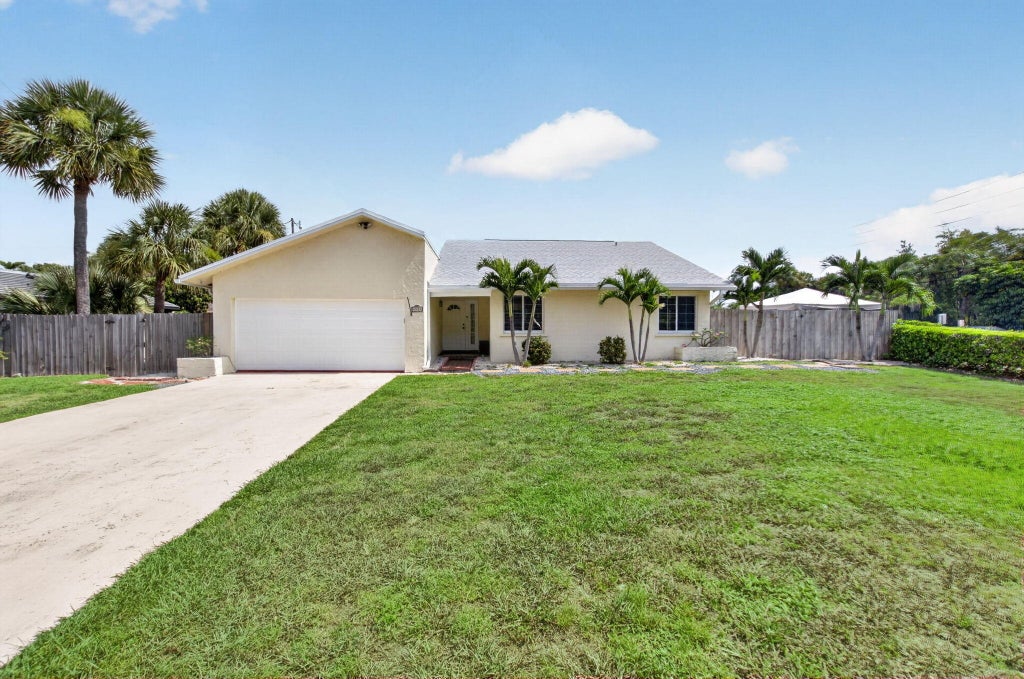 Photo of 4517 PALM RIDGE Boulevard, Delray Beach, FL 33445 (MLS # B26086808)