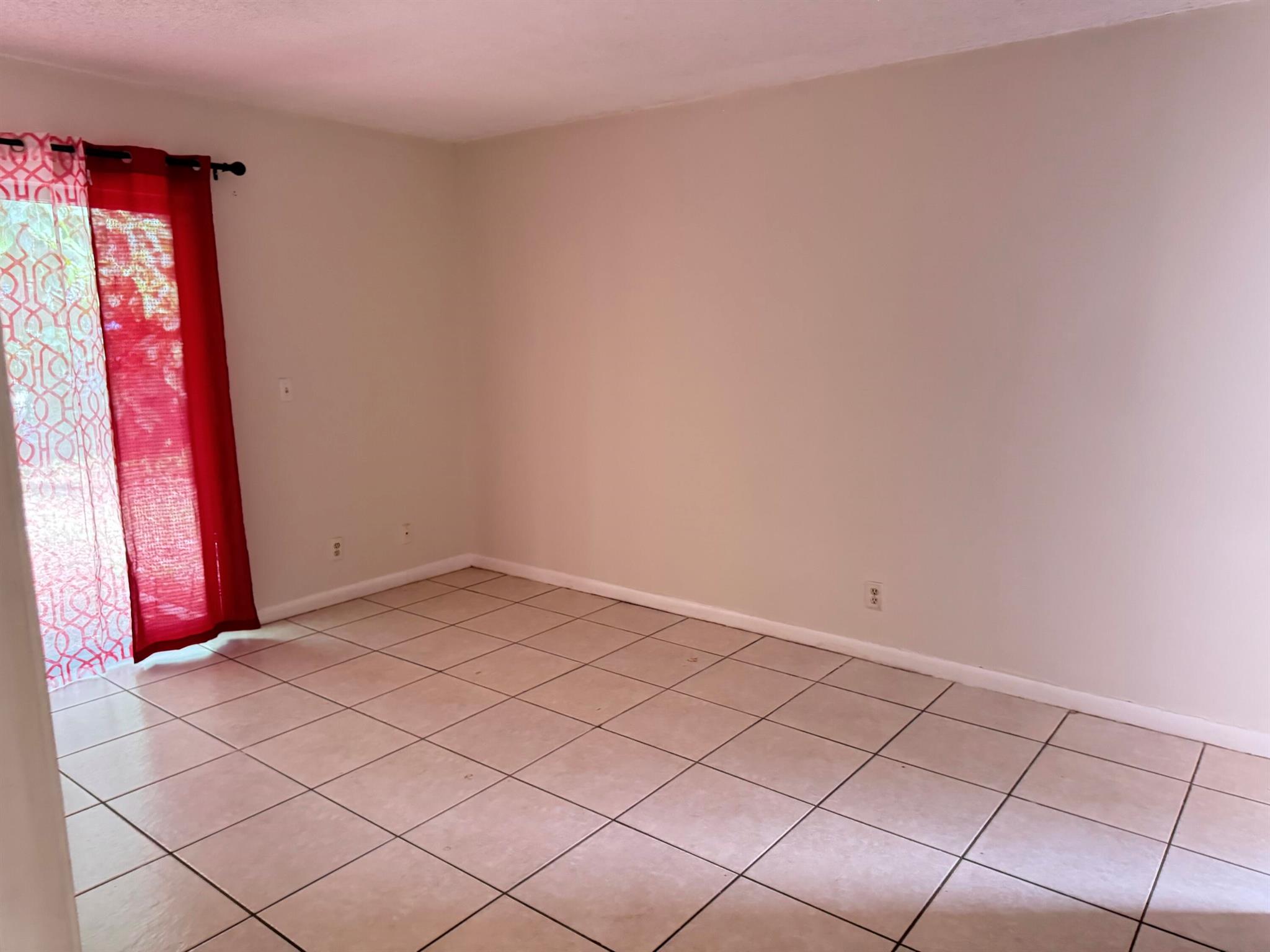 SUGAR POND MANOR OF WELLI - Residential Lease