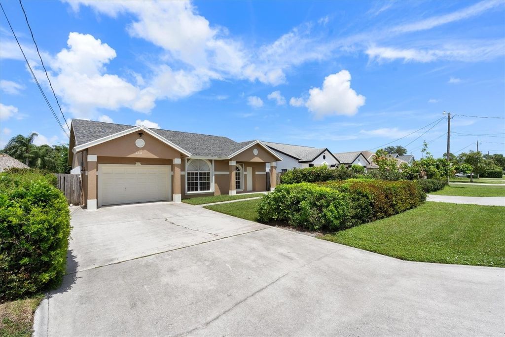 Photo of 6267 Linton Street, Jupiter, FL 33458 (MLS # F10458900)