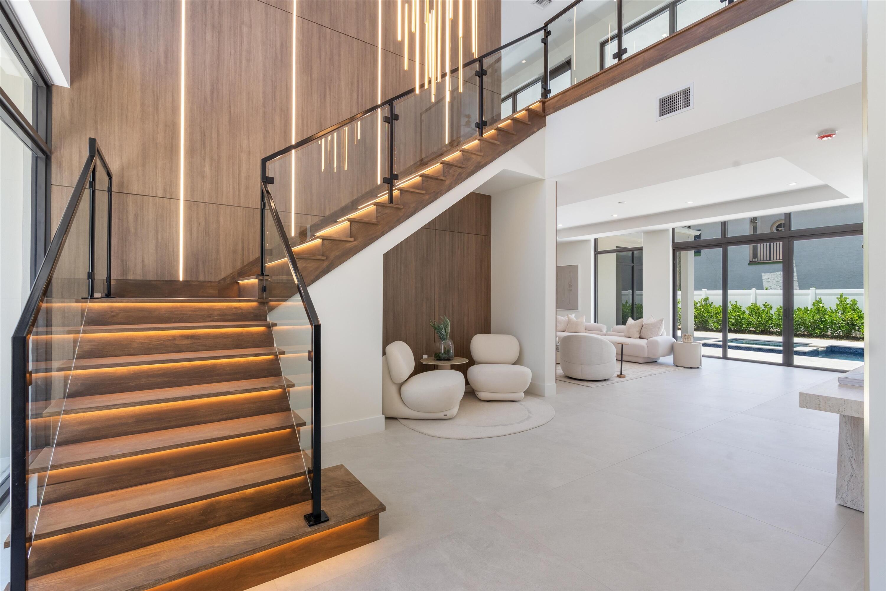 13 EASTVIEW Avenue