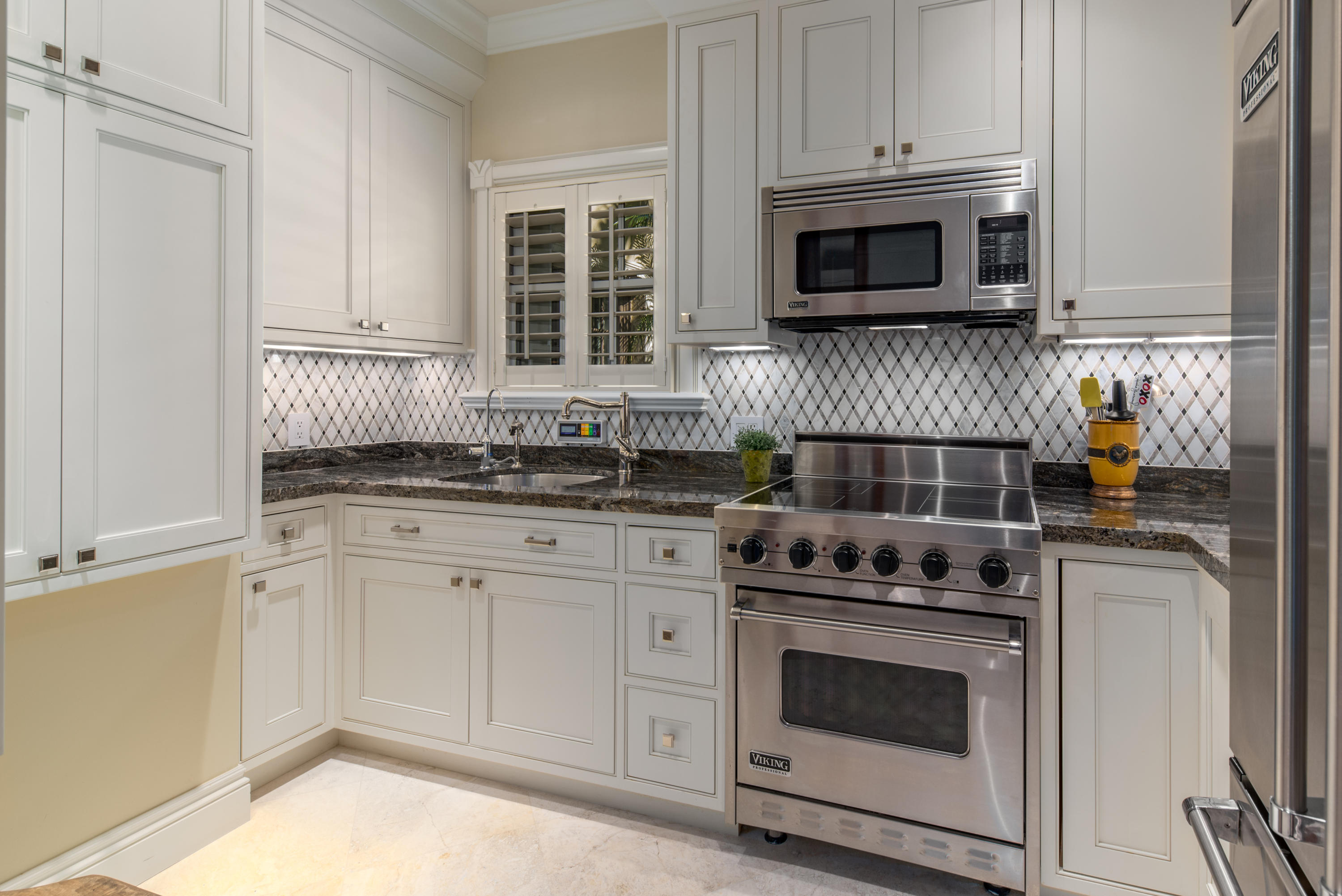 ADMIRALS COVE PAR C - Residential