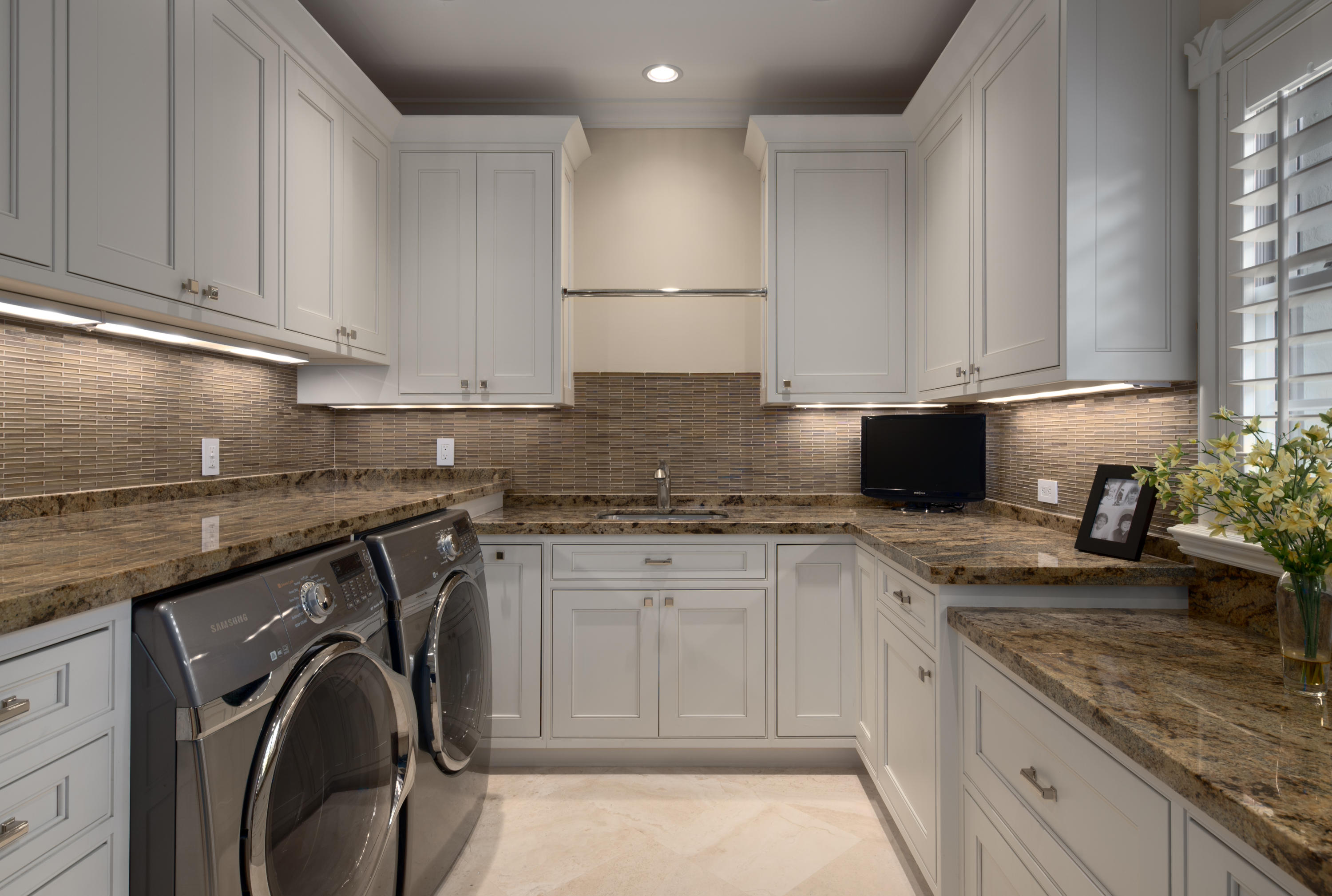 ADMIRALS COVE PAR C - Residential