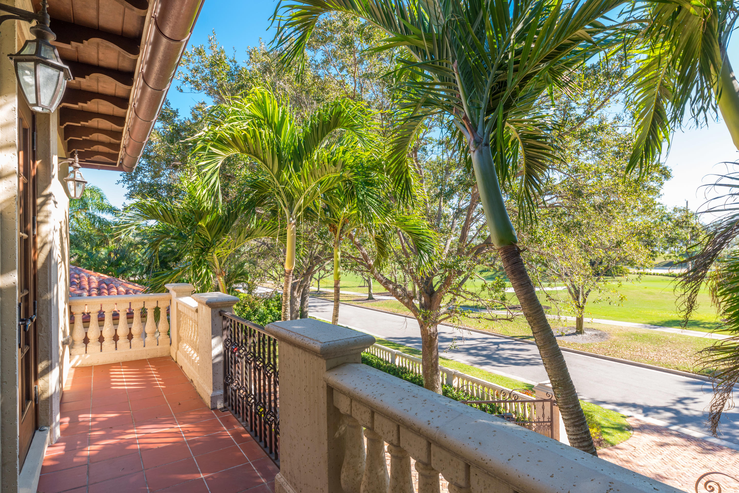 ADMIRALS COVE PAR C - Residential