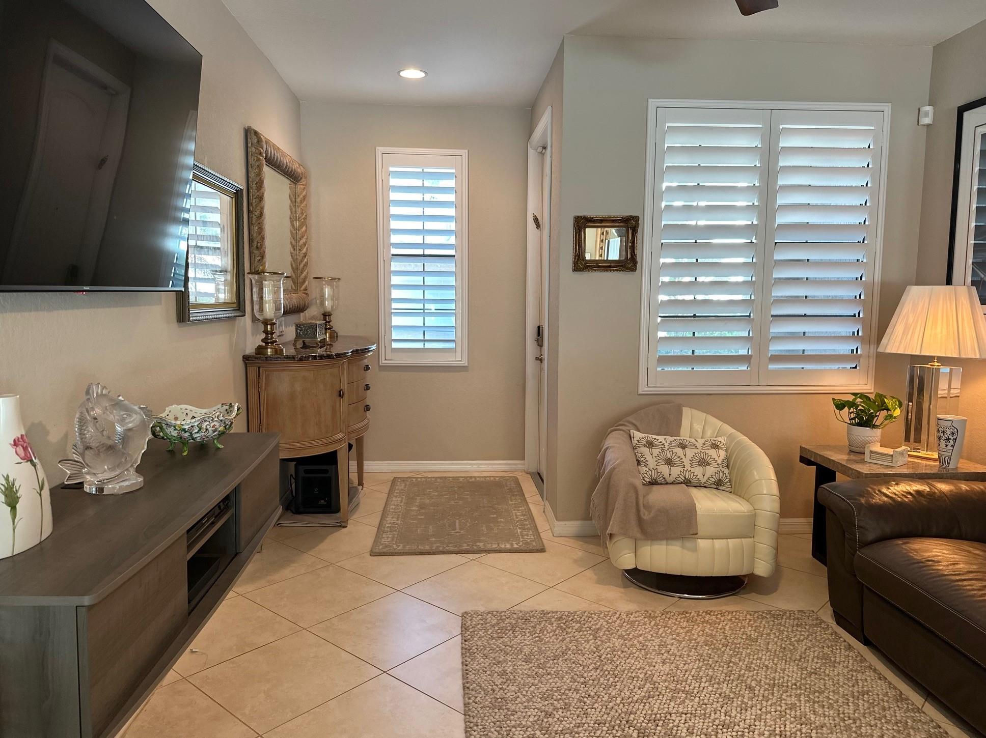 115 Gramercy Square Dr