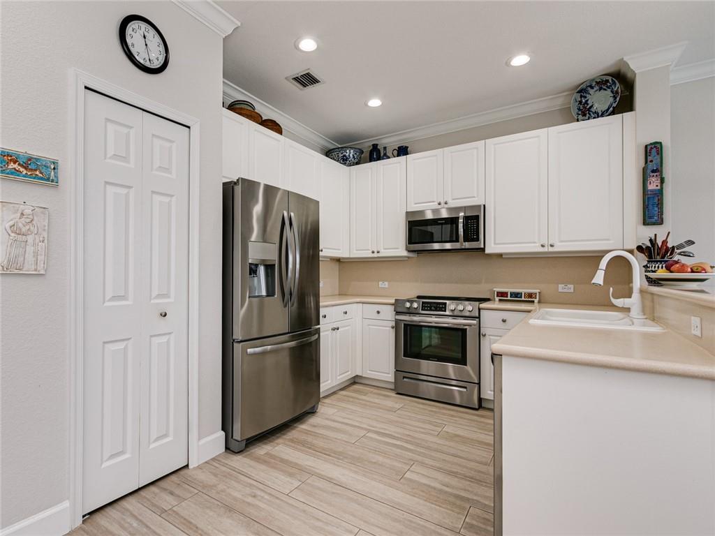Wyndham Lakes East 159-50 - Residential