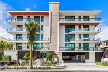 87 Isle Of Venice Drive 402s Fort Lauderdale FL 33301