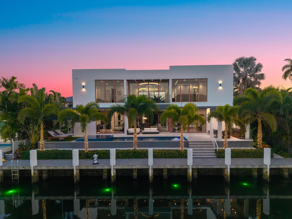 Photo of 2631 NE 48TH Court, Lighthouse Point, FL 33064 (MLS # B26056257)