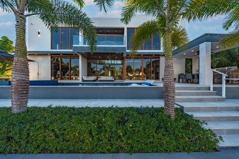 Tiny photo for 2631 NE 48TH Court, Lighthouse Point, FL 33064 (MLS # B26056257)