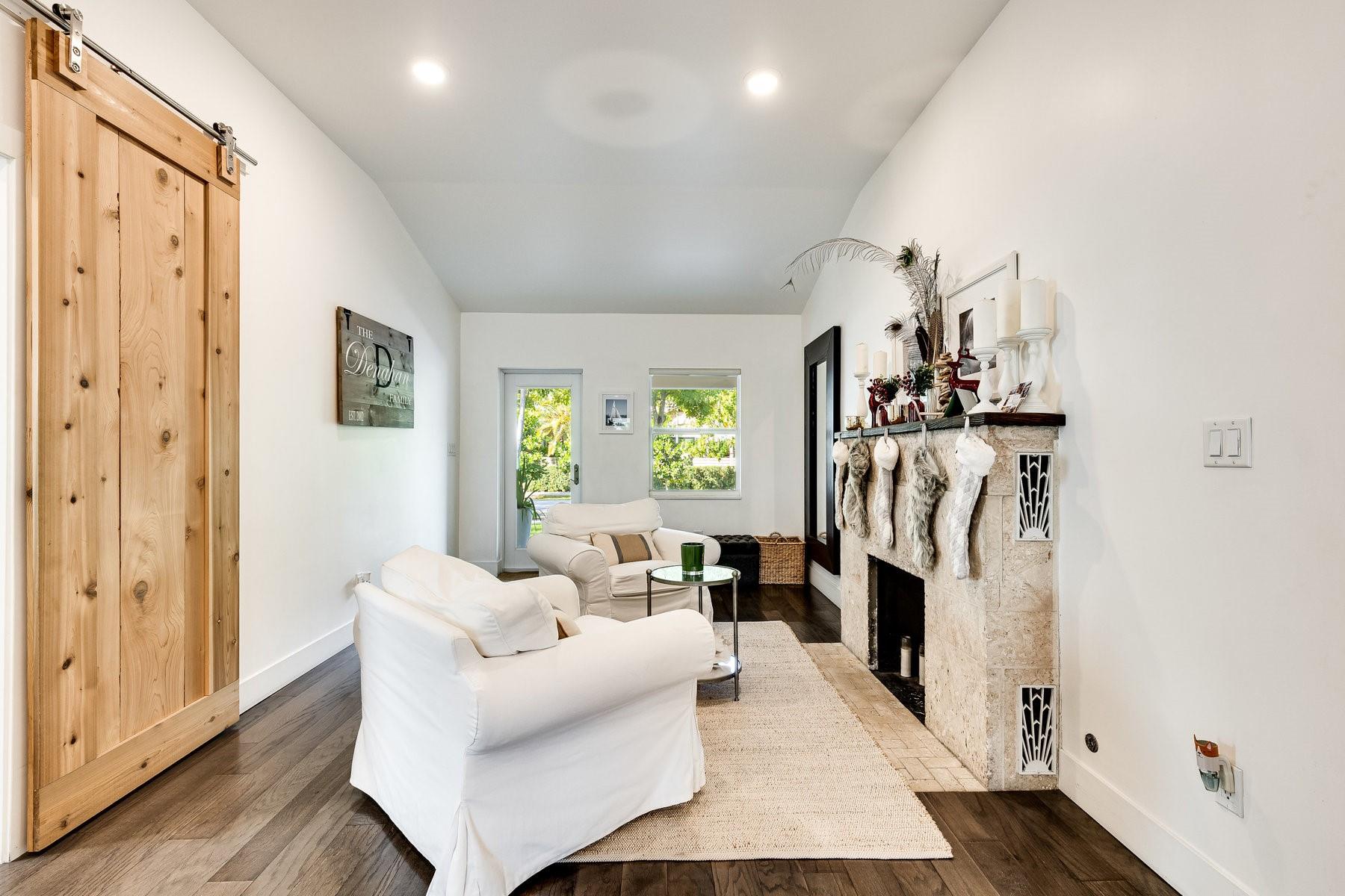 540 NE 10th Ave