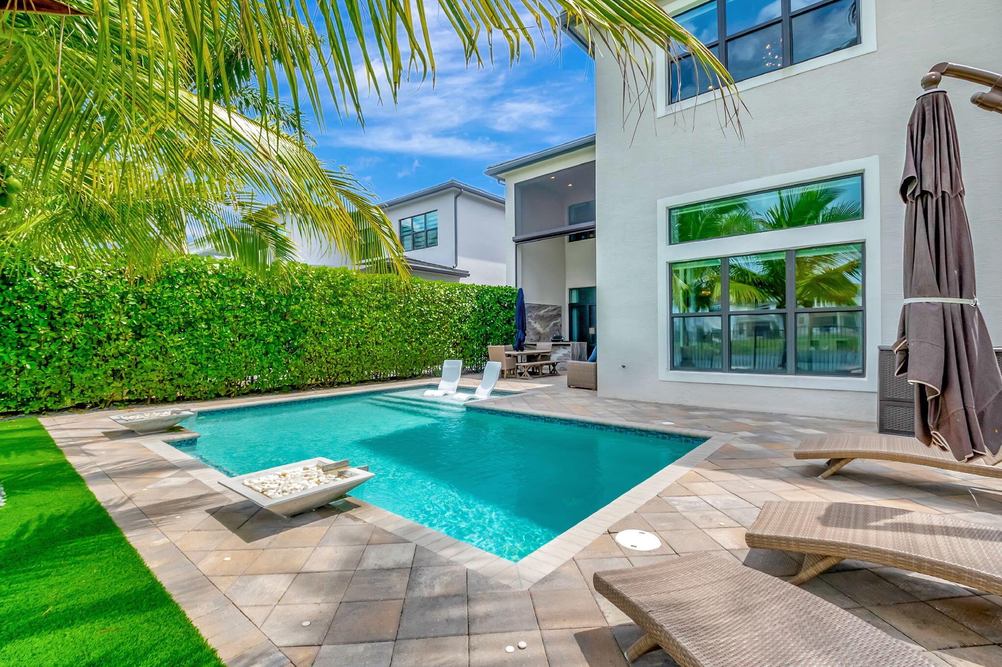 BOCA BRIDGES - Residential