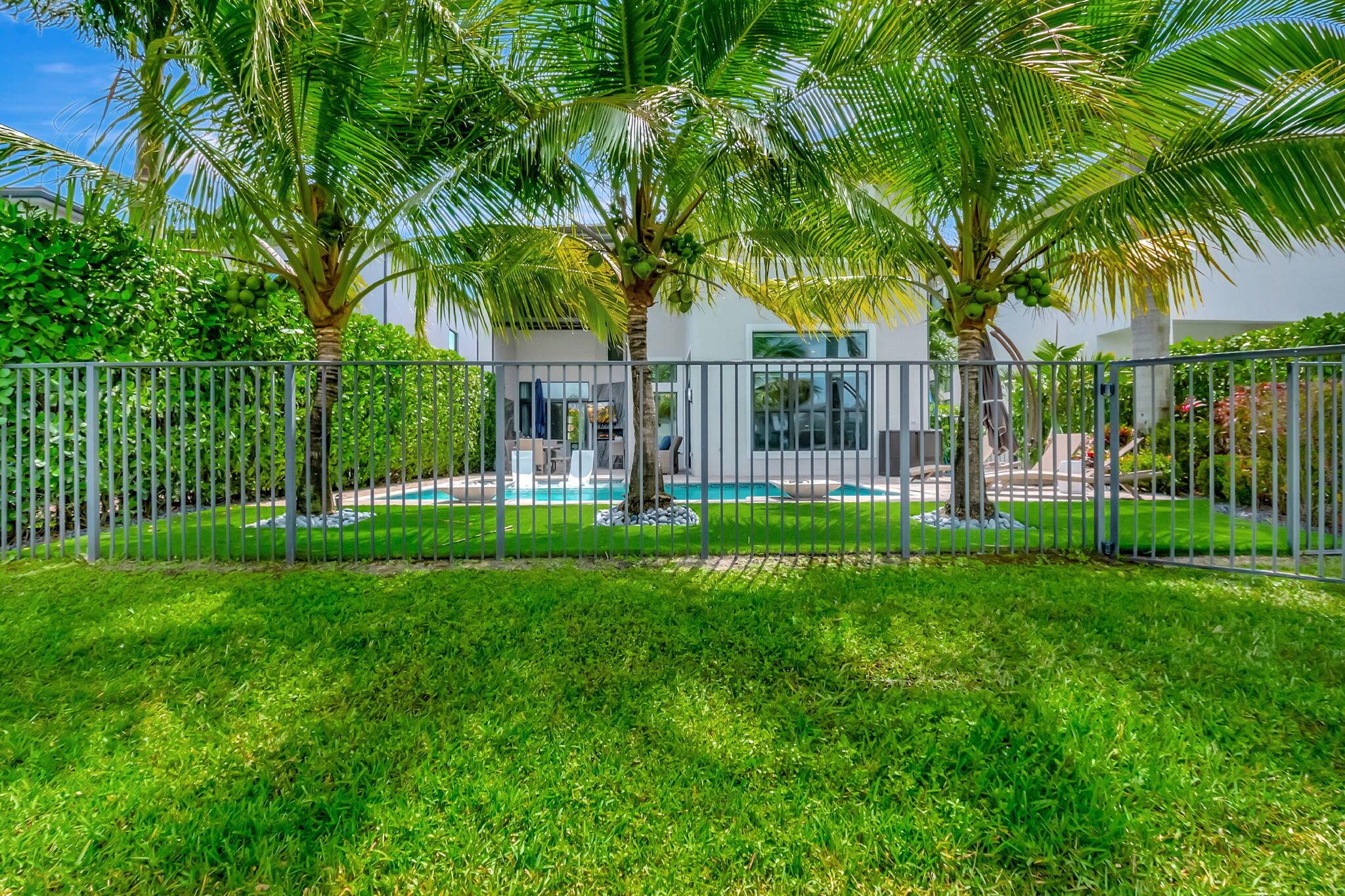 BOCA BRIDGES - Residential